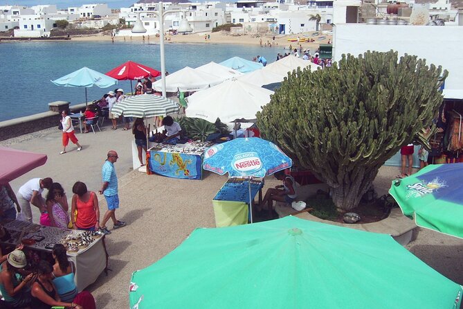 Roundtrip Ferry Transfer to La Graciosa with Free Wifi - Price, group size, and practical value
