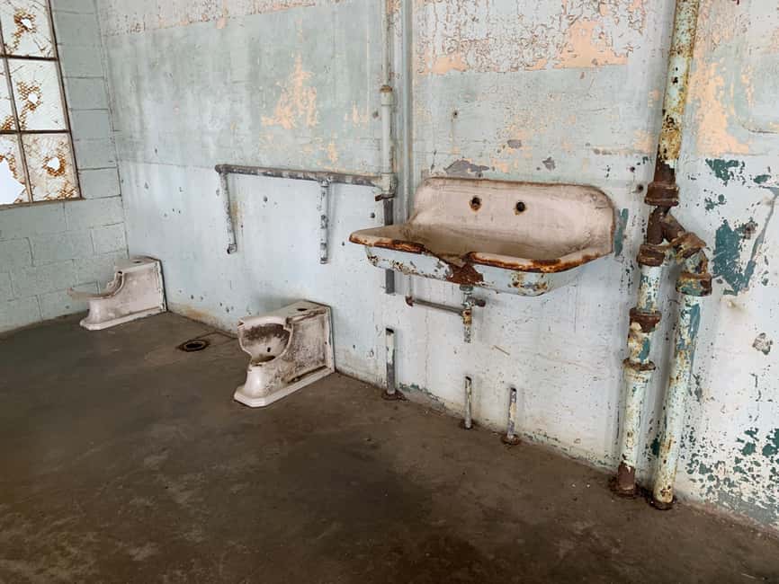 San Francisco: Alcatraz, Ferry & Audio Tour w/ Night Option - Practical tips so your audio tour doesn’t get derailed