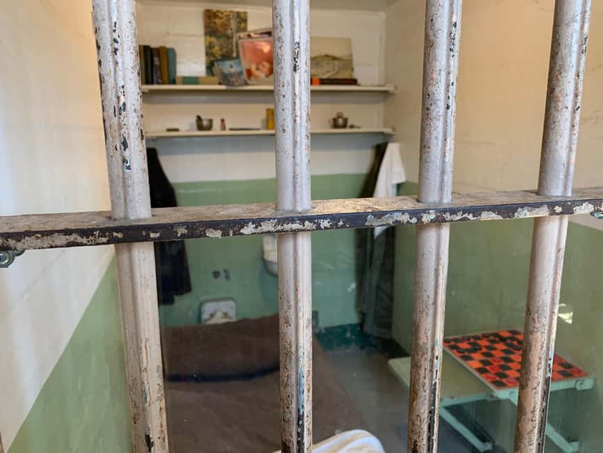 San Francisco: Alcatraz, Ferry & Audio Tour w/ Night Option - Who should book this Alcatraz audio package?