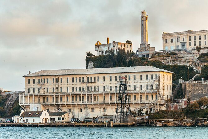 San Francisco Combo: Ferry Building Food Tour and Alcatraz - Ferry Building Start: meeting right where the food story begins