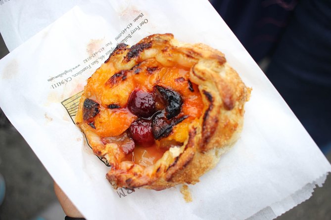 San Francisco Food Tour: Ferry Building and Ferry Plaza Farmers Market - Sweet vs. Savory: How the Tastings Usually Balance Out