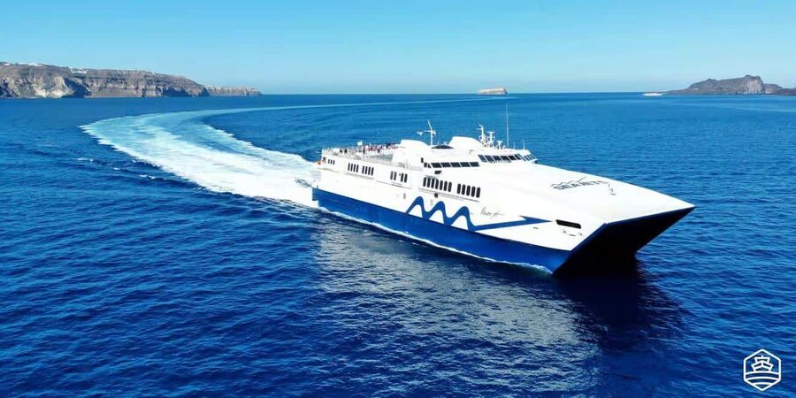 Santorini Guided Day Trip From Crete with Ferry Tickets - Ferry and transfers: what to expect when things get early