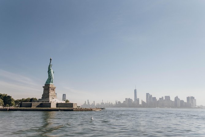 Statue of Liberty and Ellis Island Guided Tour with Ferry - The Liberty Island ferry ride: skyline time without the stress