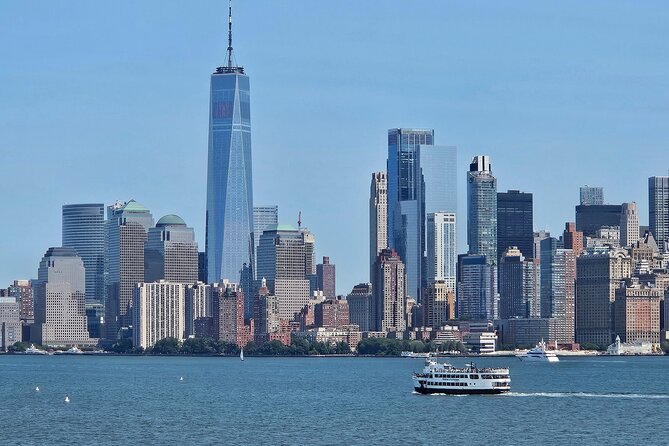 Statue of Liberty Ellis Island with Pre-Ferry Tour - Liberty Island: pick your style—audio freedom or an English guide