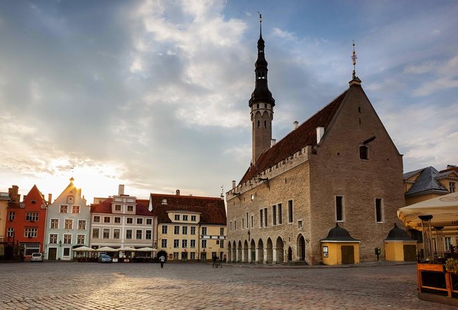 Tallinn Day Tour from Helsinki (Ferry Tickets+ Guiding+ Own Time) - Key highlights worth caring about