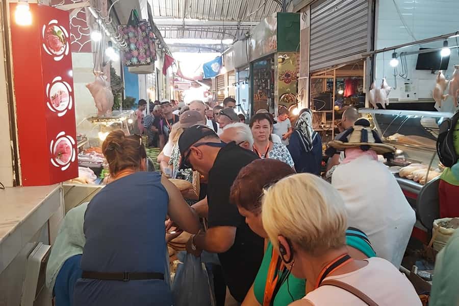Tarifa/Algeciras: Tangier Private Day Tour with Ferry Ticket - Mint tea on a panoramic terrace: a small pause with big payoff
