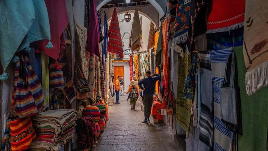 Tarifa: Day trip to Tangier by ferry with lunch and tour guide - Meeting Your Guide and Getting Oriented at the Port