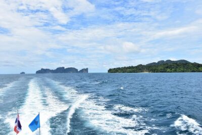 Travel from Koh Phi Phi to Krabi by Ferry/Speedboat - Boarding the Ferry: Seats, Comfort, and What Happens With Luggage
