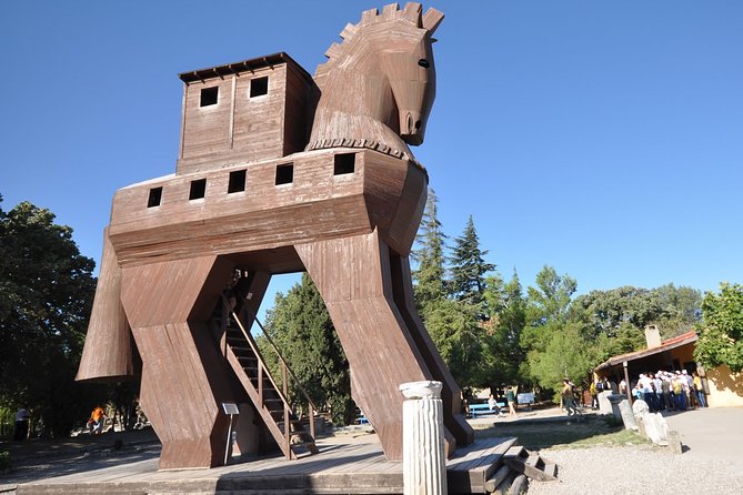 Troy Full-Day Guided Tour incl. Transfer, Ferry Tickets w/Lunch - Lunch Included in Eceabat: What to Expect From a 45-Minute Meal