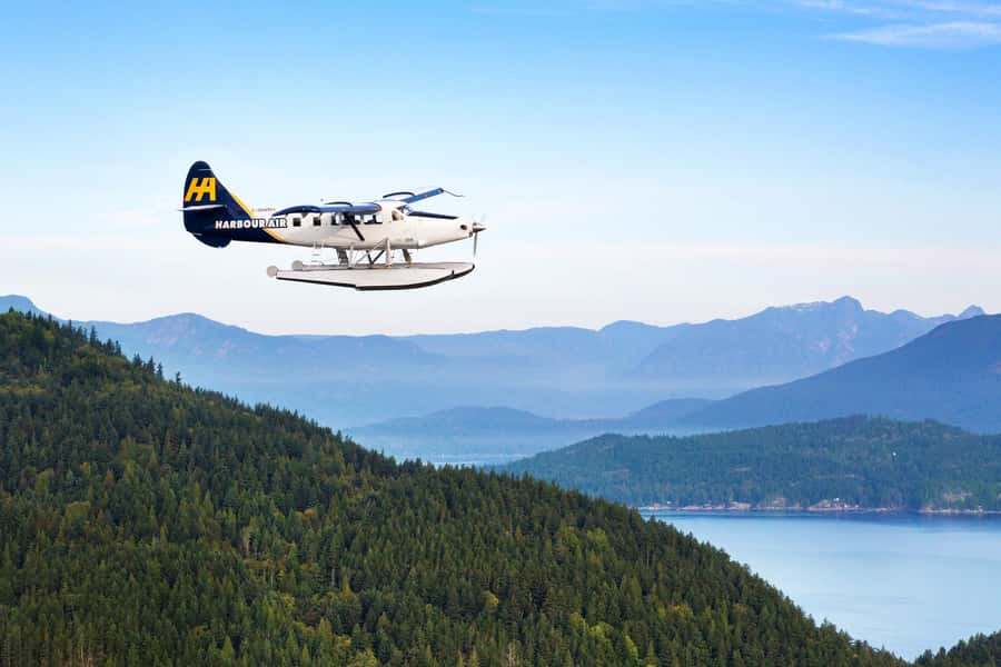 Vancouver: Victoria Seaplane Tour with Return Bus and Ferry - Vancouver Harbour to Inner Harbour: Arrive Right at the Action
