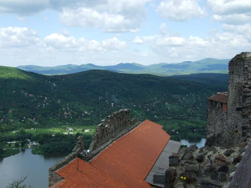 Visegrád Hike & Castle Tour with Ferry from Budapest - Arriving at Visegrád Fortress: the 360° view you came for