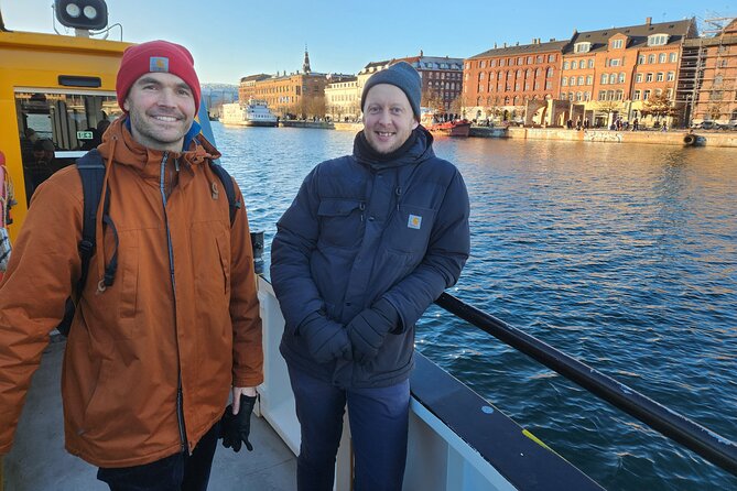 Walk & Canal Tour: Copenhagen Highlights + Changing of the Guards - The Little Mermaid: a quick visit with the Andersen story